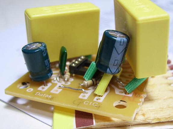 Protoboard CMoy Headphone Amplifier