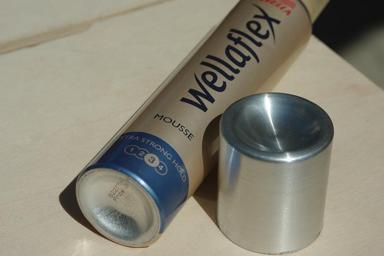 Mounting Feet Cover made from a Mousse Canister
