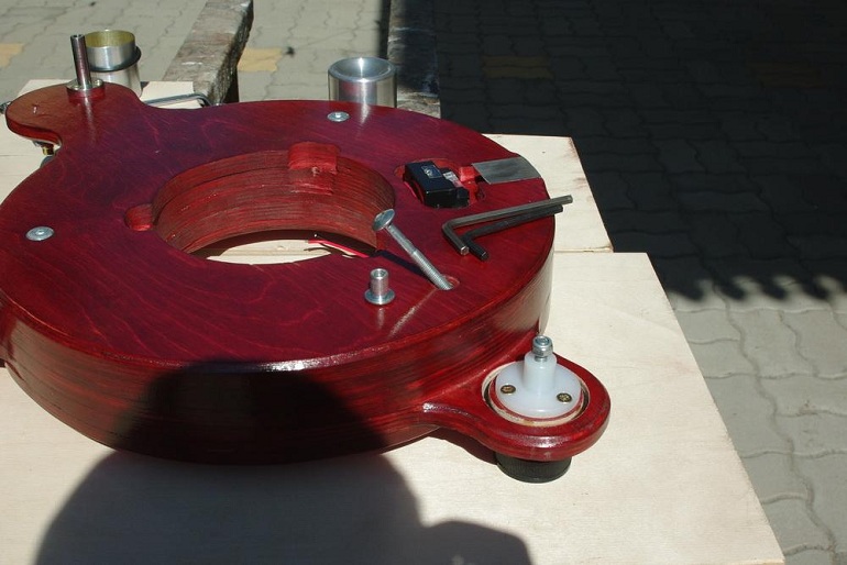 Stacked Plywood Turntable Base