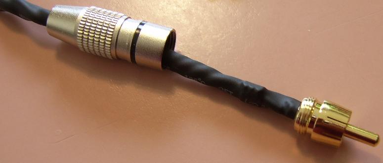 Heat Shrink to the RCA Plug