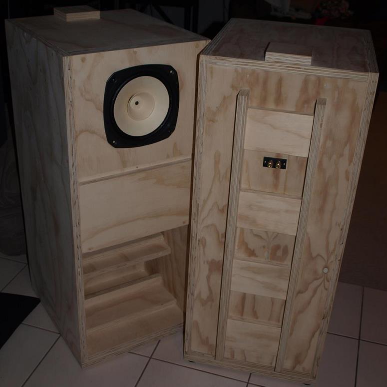 Fostex FE206En Back-Loaded Horn Speaker Cabinets