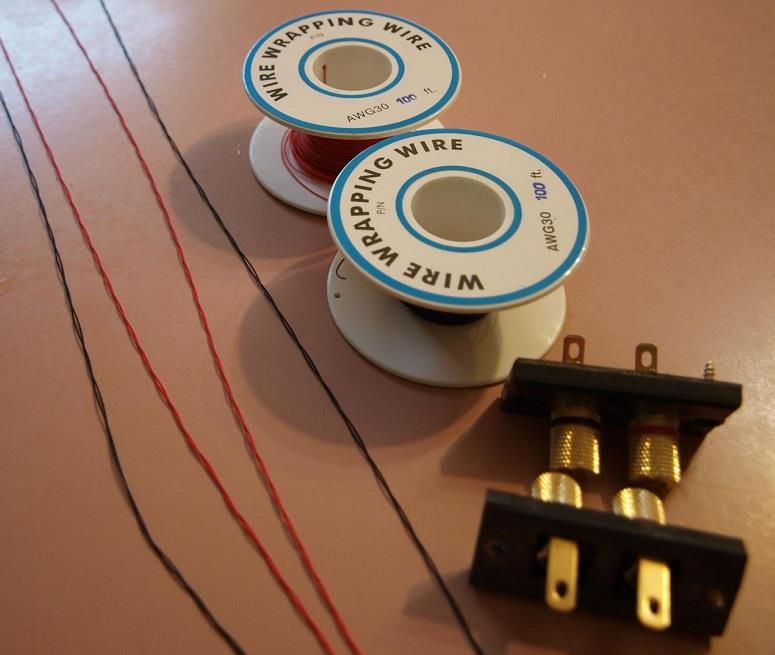 Wire Wrap Wire and Gold Speaker Binding Posts