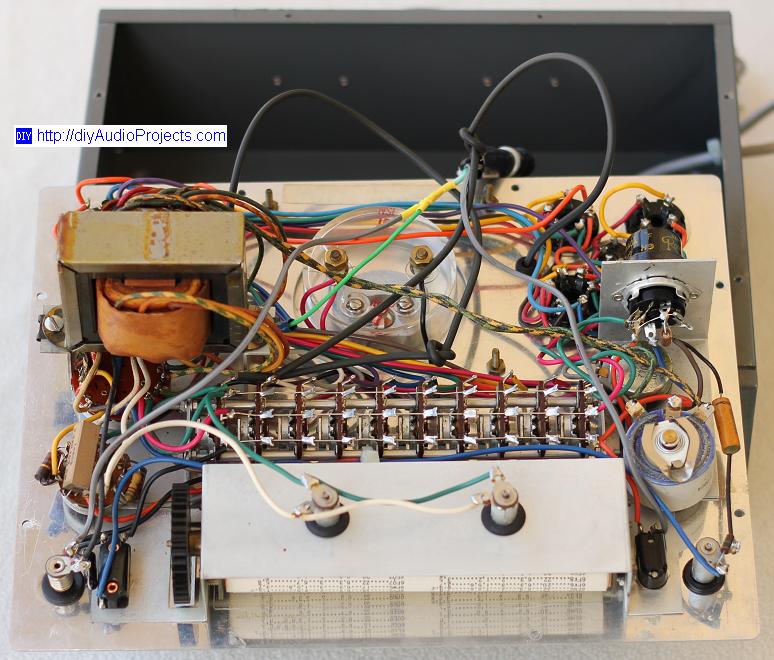 EICO 625 Vacuum Tube Tester - Inside View