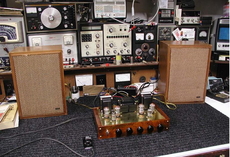 DIY 6T9 Compactron Tube Amp